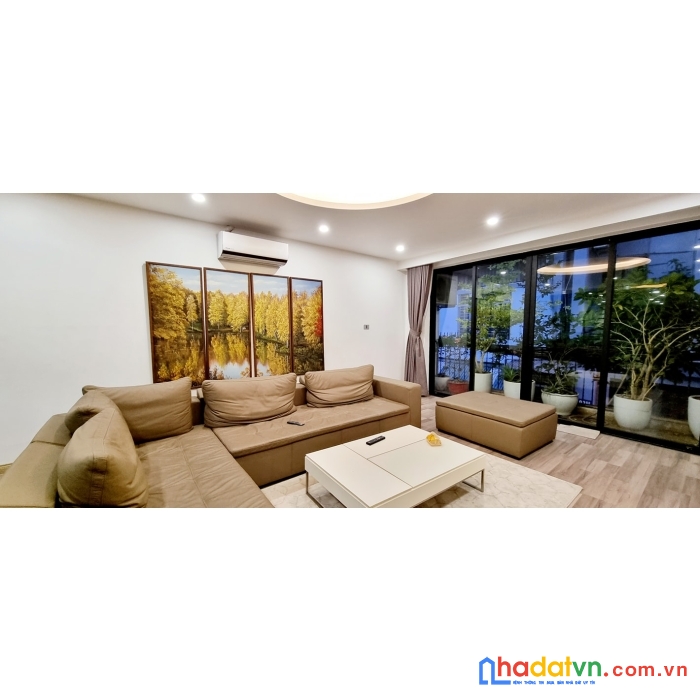 Bán nhà mặt phố hoàng quốc việt, cầu giấy, 85m, mt 5m. giá: 38 tỷ