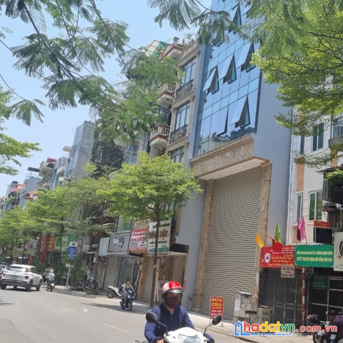 Bán nhà mặt phố khâm thiên, toàn vp 8 nổi 1 hâm, vỉa hè rộng, kinh doanh, 120m2, 69 tỷ.