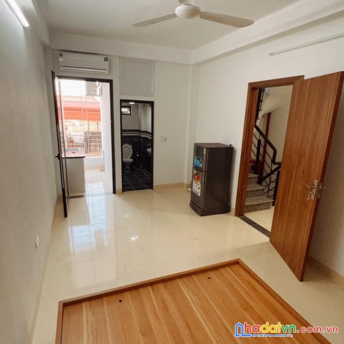 Cho thuê phòng trọ mới - mễ trì thượng 30m2 - thang máy - full nội thất - 3.9tr/ phòng