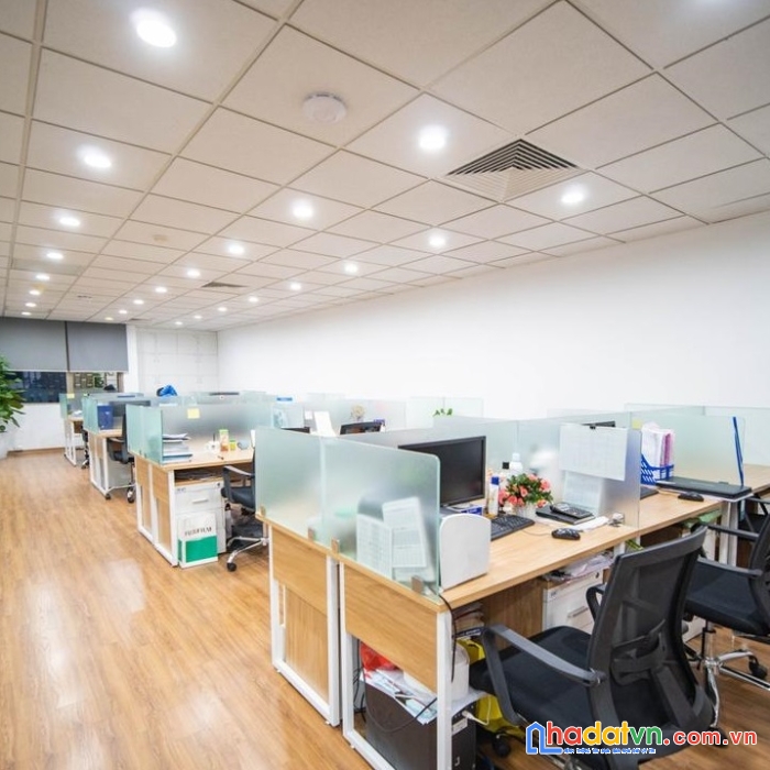 Bán siêu mẫu mặt phố ngọc thụy, 9 tầng, lô góc, hầm gara ô tô, nở hậu, gần nút giao đường 40m