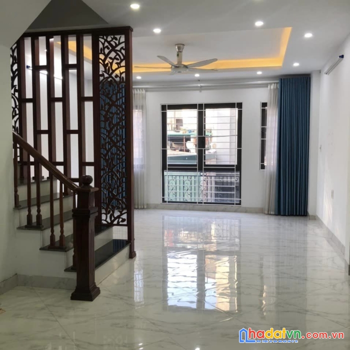 Bán nhà đẹp xã đàn, 5 tầng, ngõ kinh doanh, ô tô, đống đa, 6,78 tỷ