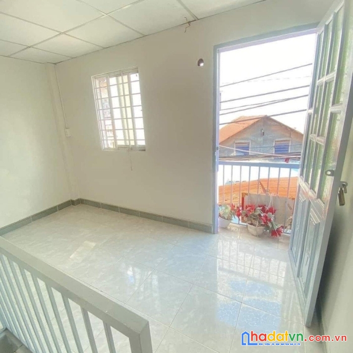 Nhà bán măt hẻm ô tô 314 âu dương lân p3q8 - giá 960 triệu