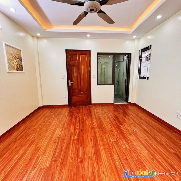 Bán nhà 81 minh khai, hoà bình 7, hai bà trưng, dt 38m ,5 tầng, giá 3.3 tỷ