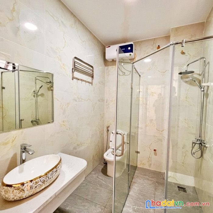 Bán nhà 81 minh khai, hoà bình 7, hai bà trưng, dt 38m ,5 tầng, giá 3.3 tỷ