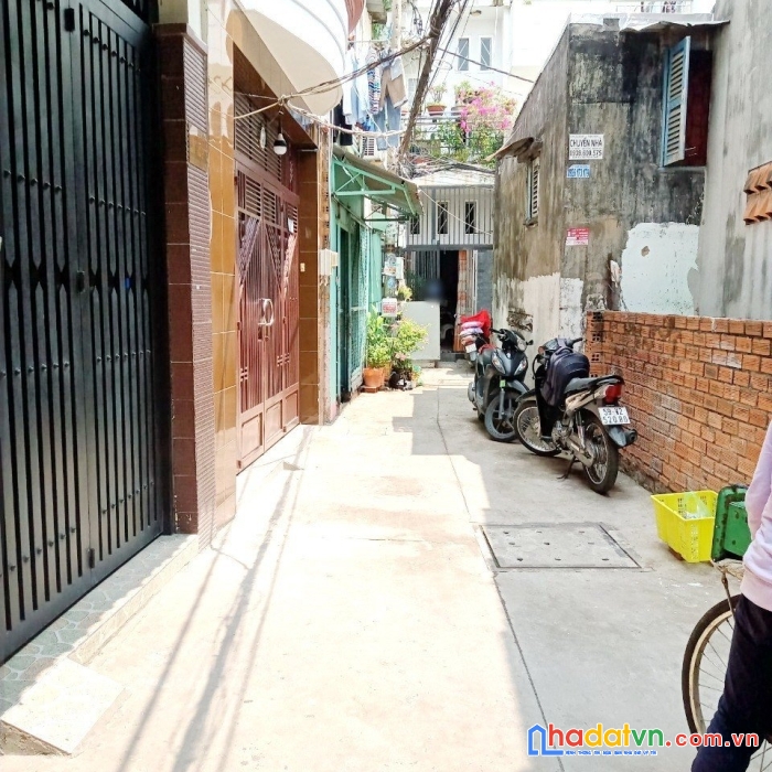 Nhà bán 2 tầng hẻm dương bá trạc p1q8 - giá 5 tỷ (thương lượng)