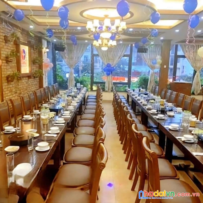 Bán nhà mặt phố văn cao, chủ ngộp ngân hàng, kinh doanh đỉnh, siêu rẻ, 45m, mt 5m, 25 tỷ