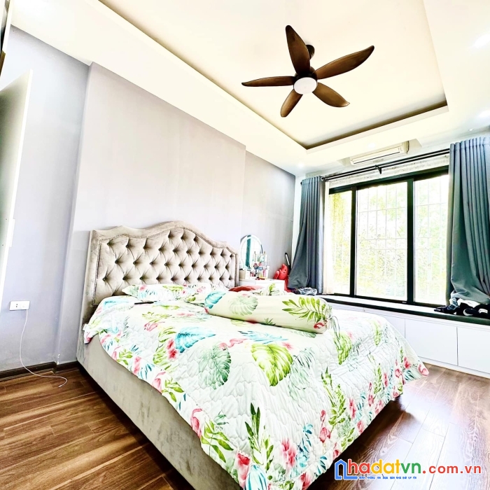 Bán nhà quốc tử giám, đống đa, 2 thoáng, ô tô, 62m2 4 tầng, giá 6.5 tỷ