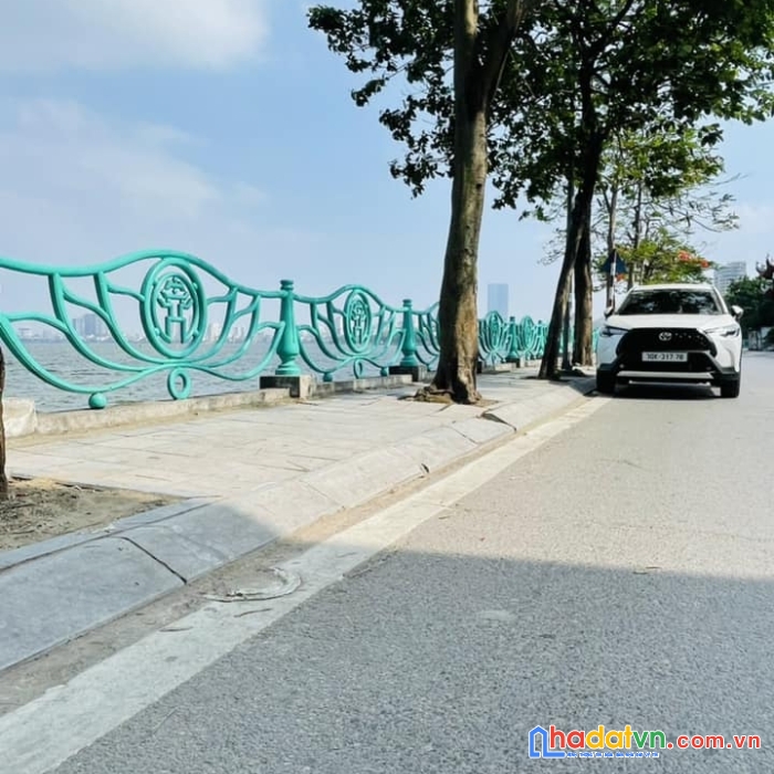 Bán đất mặt phố vệ hồ, view tây hồ, 140m, mặt tiền 5.5m, giá 40 tỷ