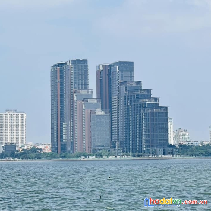 Bán đất mặt phố vệ hồ, view tây hồ, 140m, mặt tiền 5.5m, giá 40 tỷ