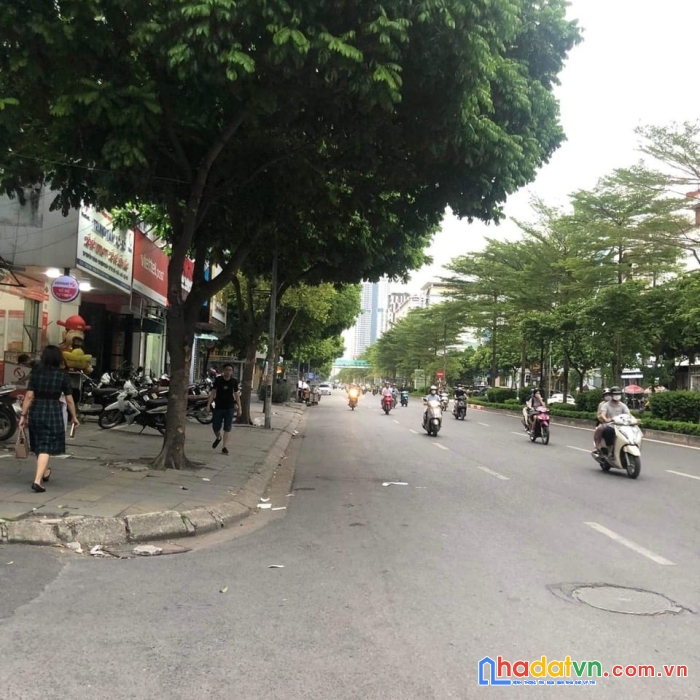 Bán nhà trung kính, 50m2, mt 5m, 12.5 tỷ, phân lô, vỉa hè, ôtô tránh