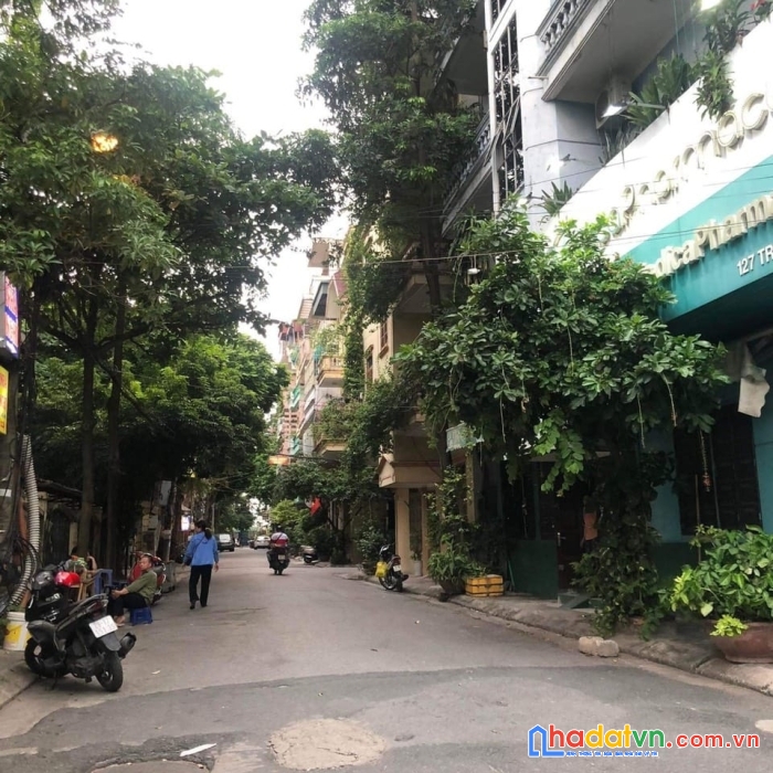 Bán nhà trung kính, 50m2, mt 5m, 12.5 tỷ, phân lô, vỉa hè, ôtô tránh