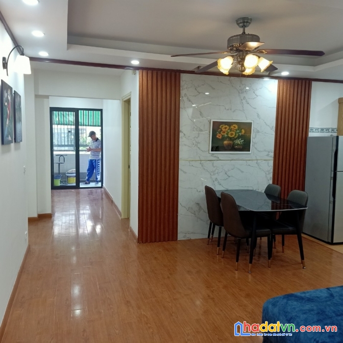 Bán căn hộ 97m 3pn full nội thất giá 3,1 tỷ kđt mỹ đình