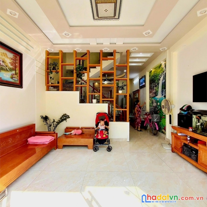 Siêu phẩm lũng hoa 4 tầng mặt ngõ đằng hải, ô tô đỗ cửa thông ngày đêm giá 2.65 tỷ