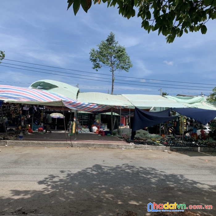 Cho thuê nhà + mặt bằng kinh doanh tại kcn long đức , thành phố trà vinh