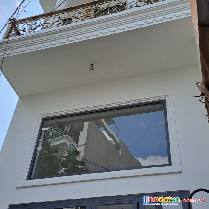 Nhà bán quận tân phú dưới 6.x tỷ mới, 72m2, 2 tầng, 3pn ngang 4m