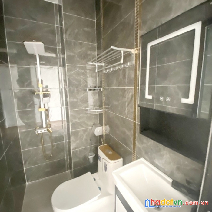 Nhà đẹp giá mềm đường lê liễu - tân quý - ô tô đỗ cửa - 5 tầng mới keng - 2 căn ra mặt tiền - giá