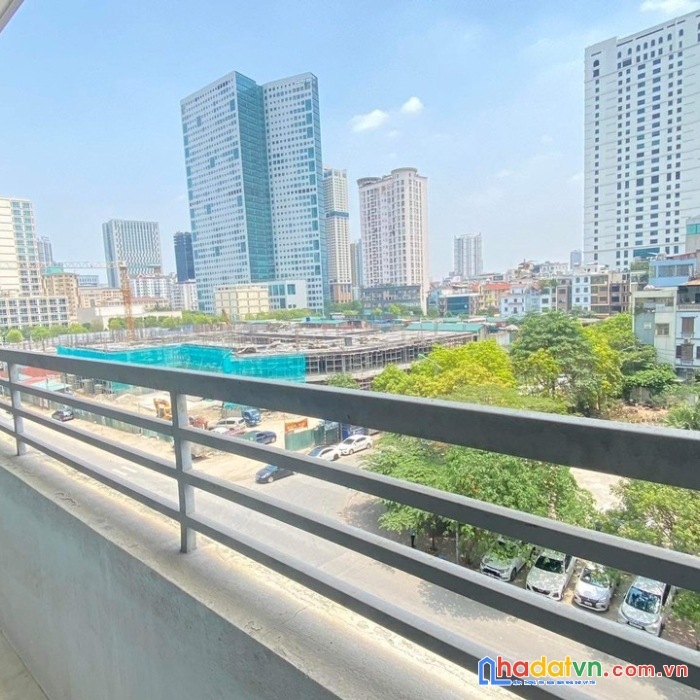 Chung cư cầu giấy dt 55m2 2 ngủ giá nhỉnh 2 tỷ lh 0981263018