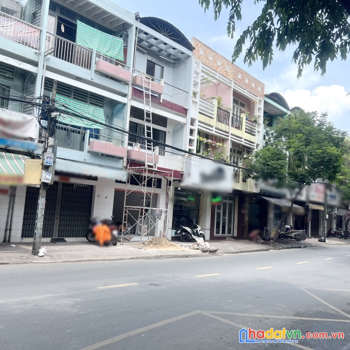 Nhà mặt tiền hưng phú 4 tầng (4x11) p10q8 giá 11.5 tỷ