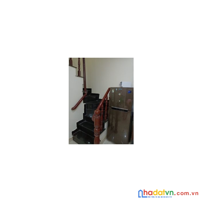 Chính chủ cần bán nhà mặt tiền hẻm 4.5m ( xe hơi)