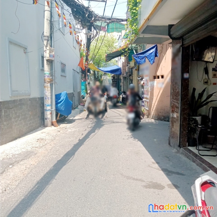 Nhà thuê hẻm ô tô 154 âu dương lân p3q8 - giá : 8 triệu