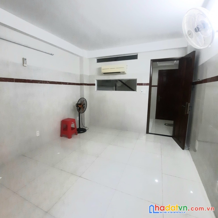 Nợ bank bán nhà hxh lạc long quân p10 tân bình - 3.5 x 7.5 - giá chỉ 5.66 tỷ