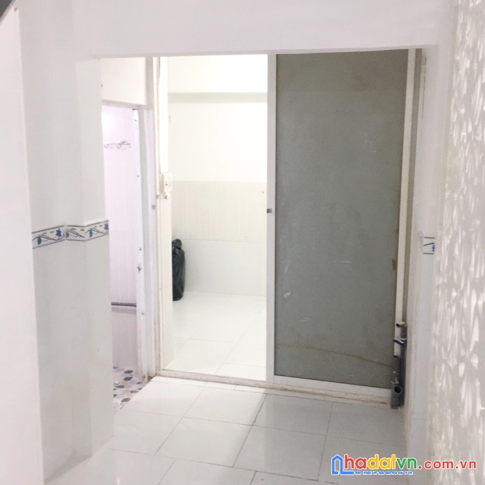 Cho thuê nnc hẻm 154 âu dương lân p3q8. giá 9 triệu