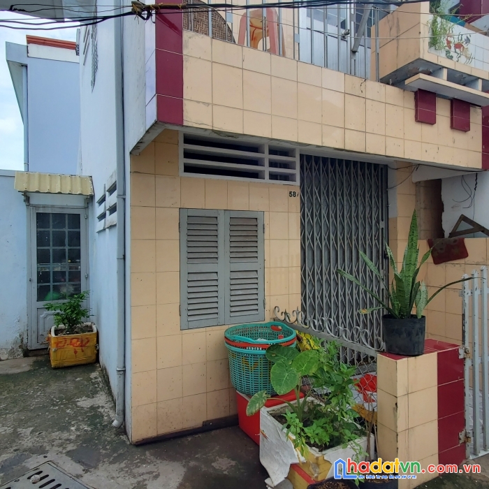 Cần bán gấp căn nhà 
- địa chỉ: 58/4b nguyễn huỳnh đức, phường 2, tp mỹ tho