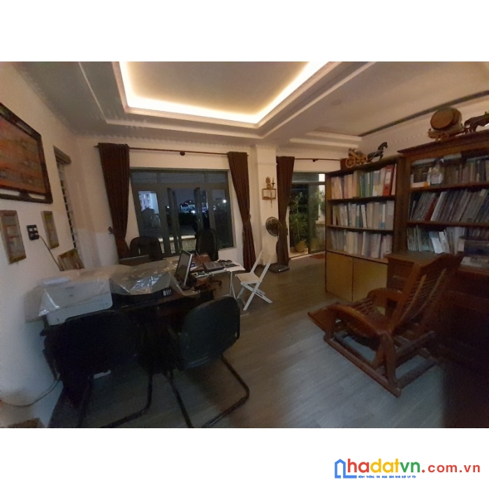 Bán nhà mặt tiền chợ hiệp bình thủ đức 240m2 giá 18 tỷ