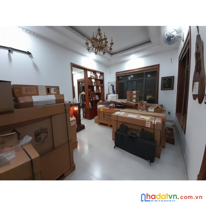 Bán nhà mặt tiền chợ hiệp bình thủ đức 240m2 giá 18 tỷ