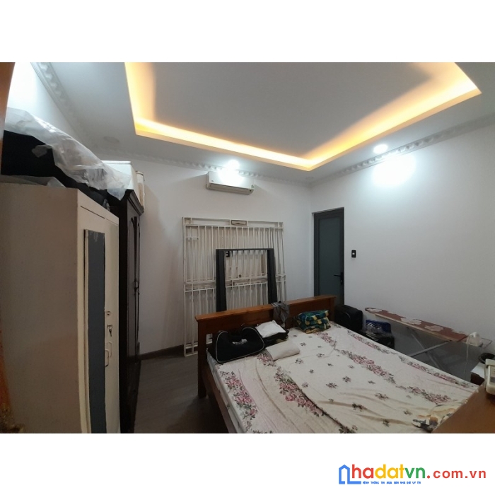 Bán nhà mặt tiền chợ hiệp bình thủ đức 240m2 giá 18 tỷ