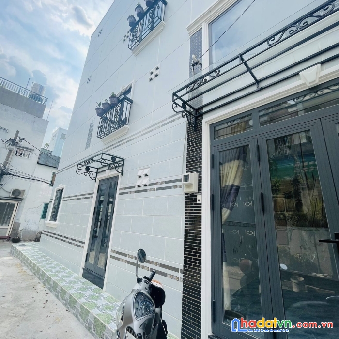 Chỉ 5.4 tỷ - 51m2 - 4 tầng btct - hxh phan huy ích p14 gò vấp