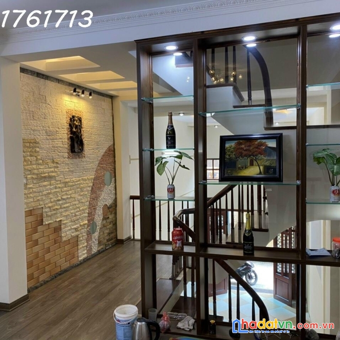 Bán nhà 60m2x5tầng phố cầu giấy, gara 2 ôtô, gần phố, ở luôn, kd vp cho thuê dòng tiền tốt