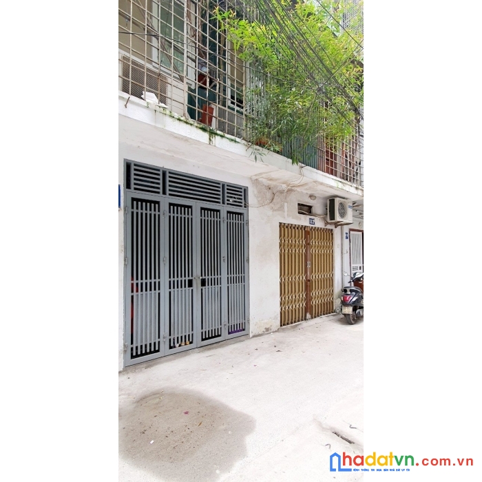 Chính chủ cần bán căn hộ tập thể tầng 1, nhà a, tập thể thanh tra chính phủ
