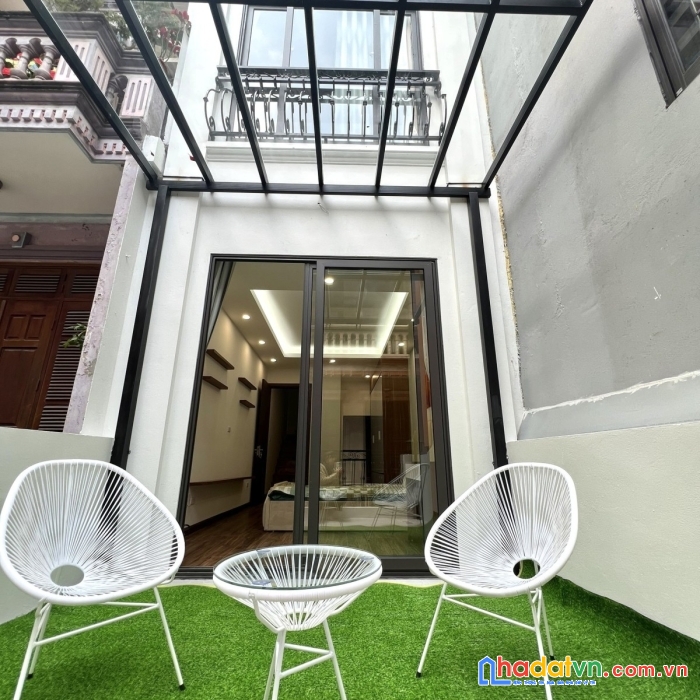 Chính chủ cần bán nhà hoàng quốc việt quận cầu giấy 40 m2 x 4 t 5,95 tỷ ô tô kd đỉnh