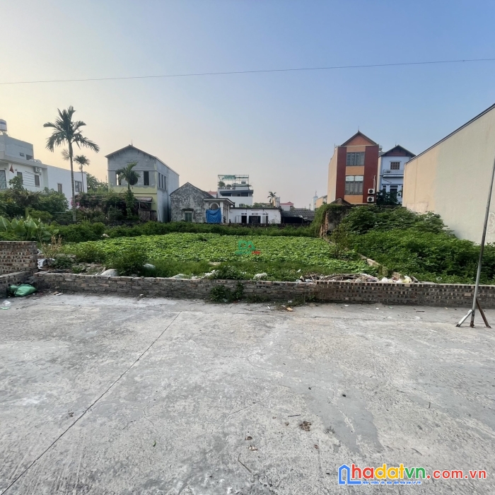 Bán đất 195.6m thôn ba chữ xã vân nội huyện đông anh bìa làng view công viên