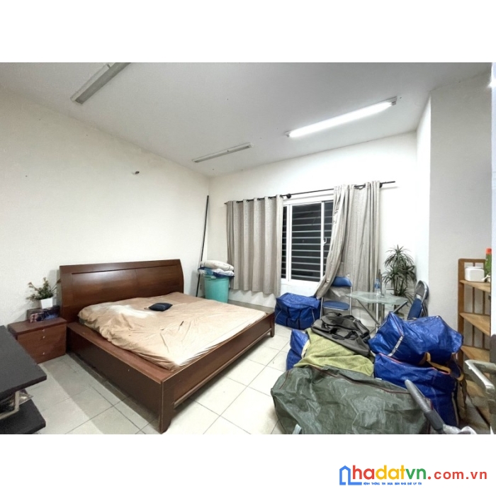 Bán nhà tân bình hxh 80m2 oto vào nhà 4 tầng 5 phòng ngủ ngang 6m view biệt thự phạm văn hai 8.9