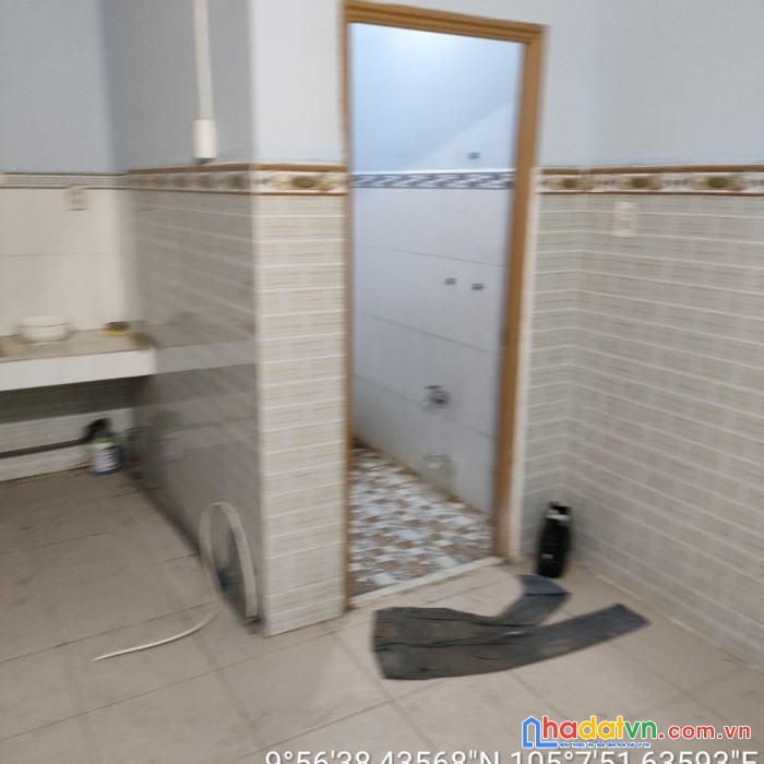 Sở hữu ngay 2 căn nhà mặt tiền liền kề vị trí đẹp tại kdc bến xe tỉnh kiên giang