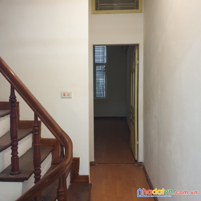 Bán nhà hào nam ô chợ dừa 38m 3 ngủ ngõ thông gần chợ ở ngay giá 3.9 tỷ lh 0975124520