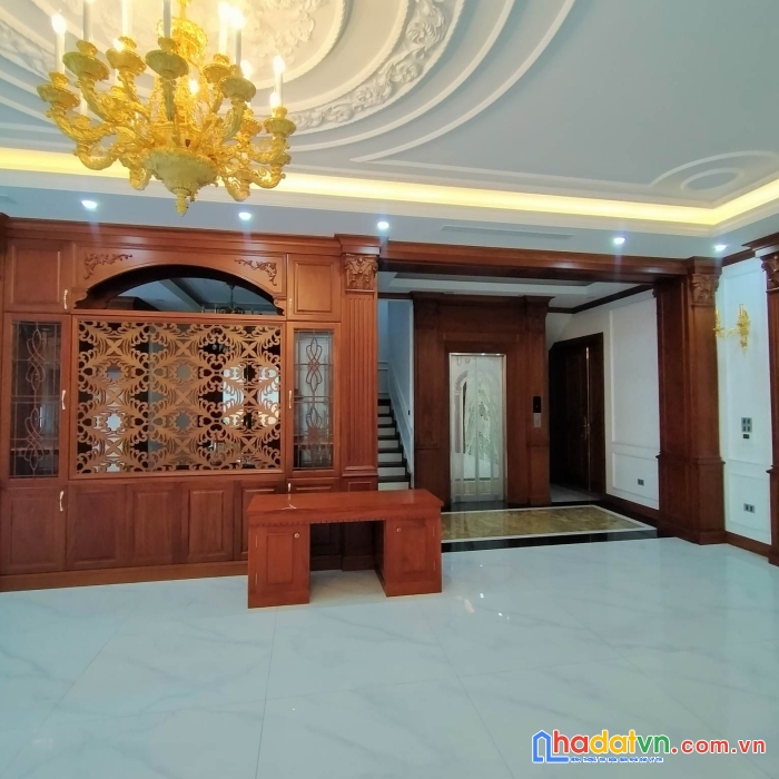 Biệt thự - đẳng cấp giới thượng lưu - 4 tầng thang máy - full nội thất siêu đẹp và sang trọng - an