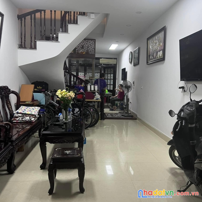 Bán nhà cầu giấy, lô góc, vỉa hè 3 ô tô tránh, cách phố đúng 20m, 58m, 14.5 tỷ