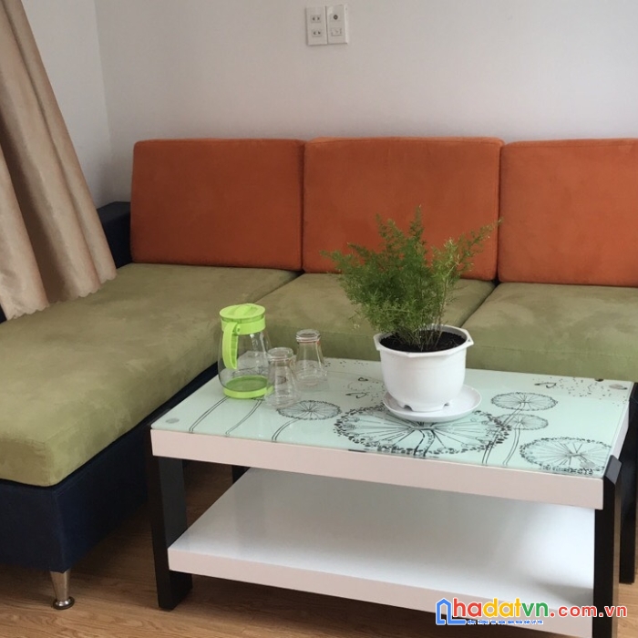 Chính chủ cho thuê chdv phòng dạng penhouse 77 tân vĩnh phường 6 q4