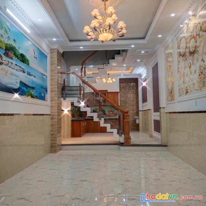 Nhà mới chưa ở - 3 tấm đúc phong cách cổ điển - hẻm xe hơi - cách mặt tiền 5m - 4 ty 4