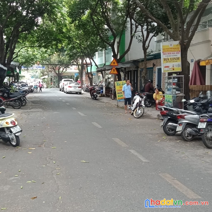 Bán nhà nát tiện xây biệt thự đường minh phụng - hồng bàng, dt: 8.5x24m, giá 26.9 tỷ