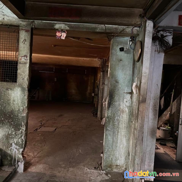 Bán nhà nát tiện xây biệt thự đường minh phụng - hồng bàng, dt: 8.5x24m, giá 26.9 tỷ