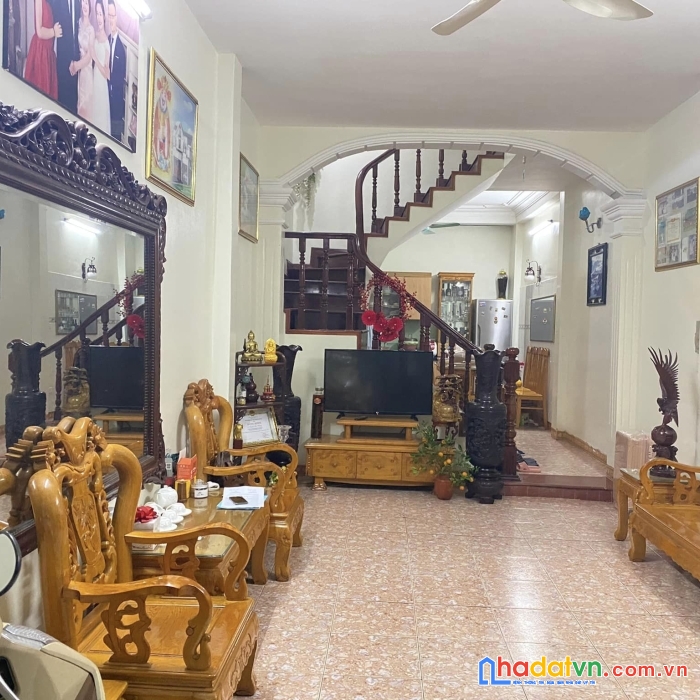 Bán nhà yên hoà 48m x 5 tầng, mt: 3.6m
giá chào: 5.98 tỷthương lượng