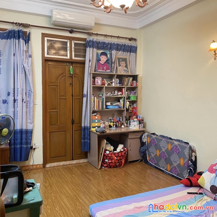 Bán nhà yên hoà 48m x 5 tầng, mt: 3.6m
giá chào: 5.98 tỷthương lượng