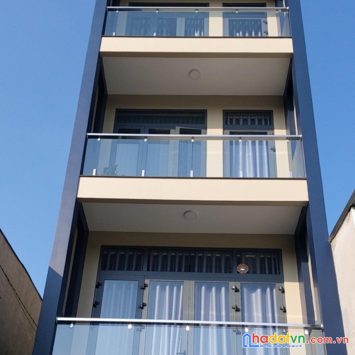 Nhà khu vip nguyễn ảnh thủ- đường  thông - 5 tầng - giá 5,95 tỷ