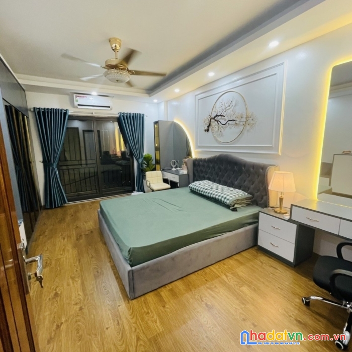 Bán nhà ngã tư vọng, hai bà trưng 43m2 ở ngay chỉ 3 tỷ1.