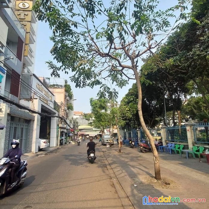 Bán nhà chdv, trần văn hoàng tân bình, 5 tầng, 92m2, 4x23, 15 chdv full 35 tr/th, chỉ 11.8 tỷ