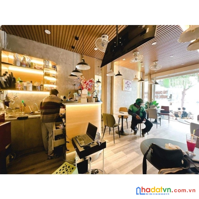 Bán nhà mặt phố long biên 6x ngô gia tự chỉ 12,6 tỷ với diện tích 90 m2 mặt phố đẹp